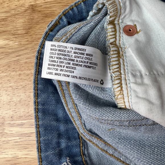 Wild Fable Women's High-Rise Light Wash Denim Mini Skirt - Size 2 - NWT - Picture 4 of 5